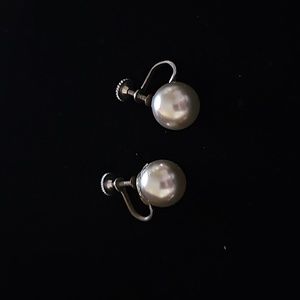 Vintage Silver Screw On Pearl Earrings🍀26